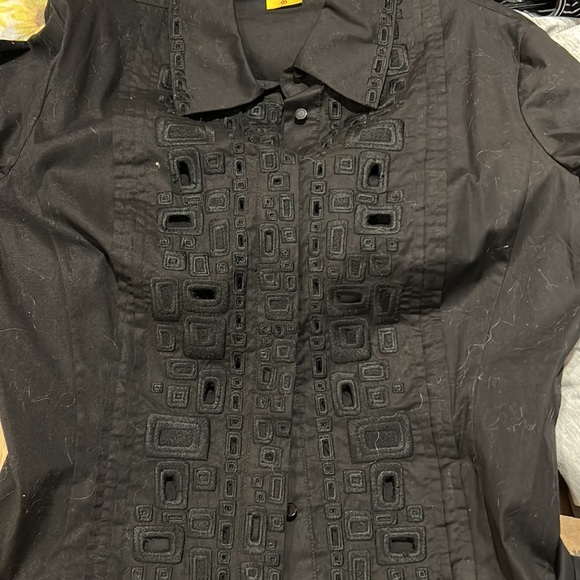 Catherine Malandrino button down Spanish style shirt - Picture 5 of 13